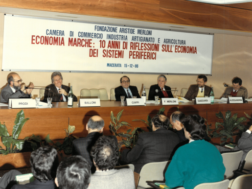 Alt image image